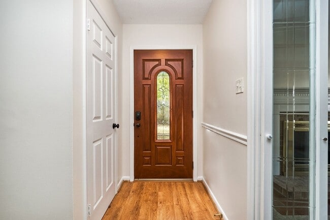 Building Photo - 2515 Longleaf Ct