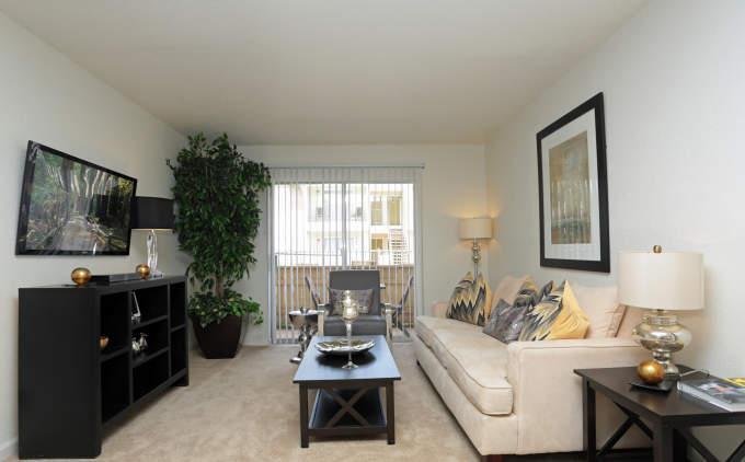 Foto principal - 1 bedroom in Houston TX 77034