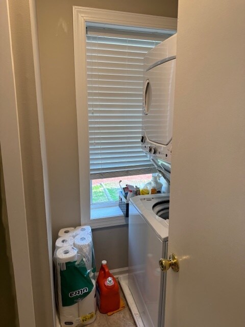 Laundry - 215 Highland Ave