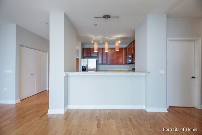 Foto del edificio - 100 E 14th St