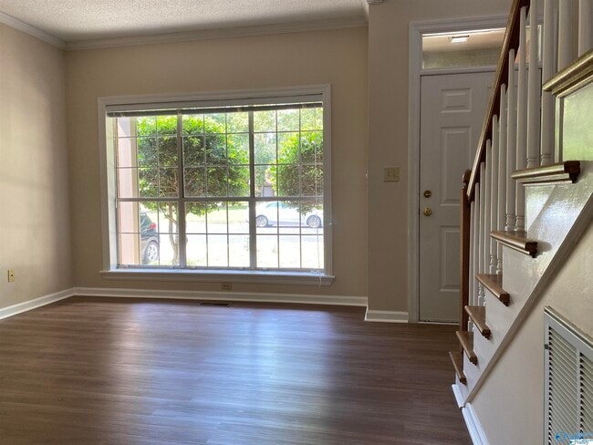 Foto del edificio - 524 SW Sussex Dr