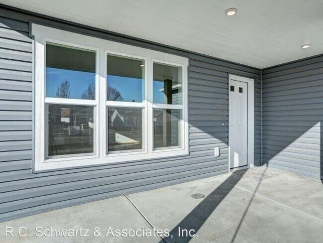 Building Photo - 3 br, 2 bath House - 10407 W Salmonberry Rd.