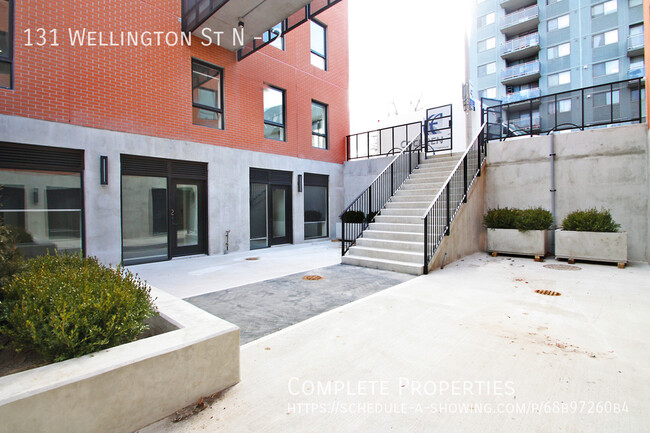 Building Photo - Brand New - Never Lived in - Top of the Li...