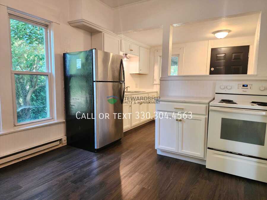 Primary Photo - 2823 Columbus Rd NE