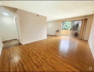 Building Photo - 123 S Catalina St