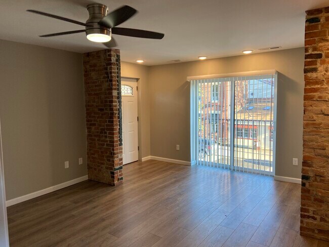 Foto del edificio - 231 E 6th St