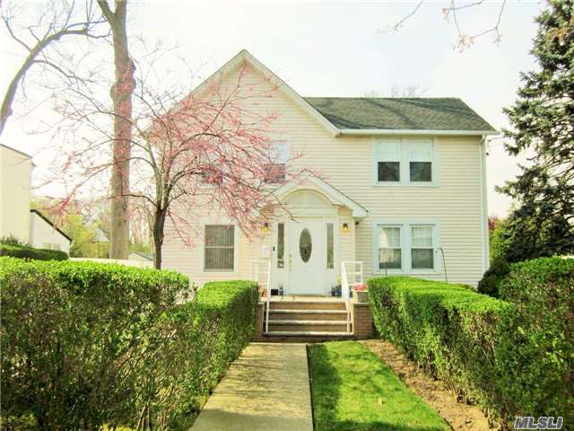 Primary Photo - 147 Cleveland Ave