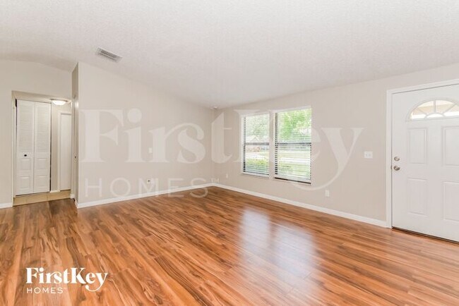 Building Photo - 11073 Steeding Horse Dr