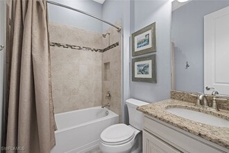 Building Photo - 9515 Campanile Cir