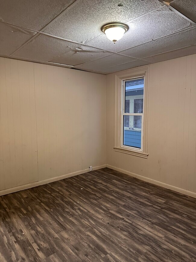 Foto del edificio - 421 Balsam St