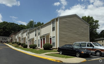 Building Photo - Forest Ridge