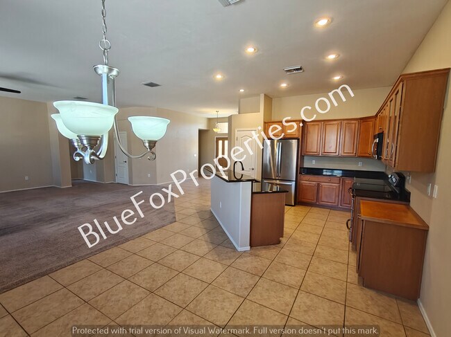 Foto del edificio - 4193 E Lushfield Dr