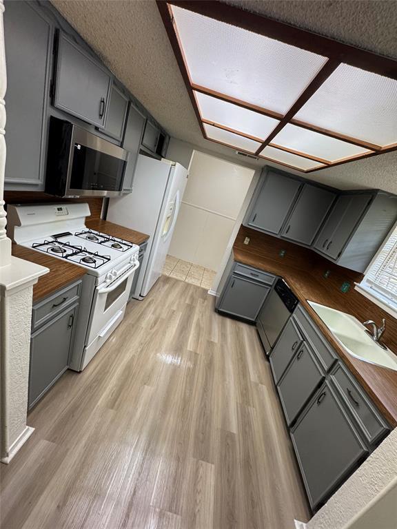 Foto del edificio - 1309 Radam Cir
