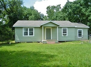 Building Photo - 256 FM 3083