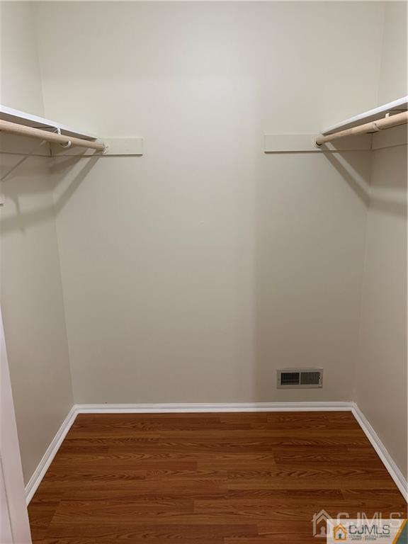 Foto del edificio - 288 Kempsey Dr