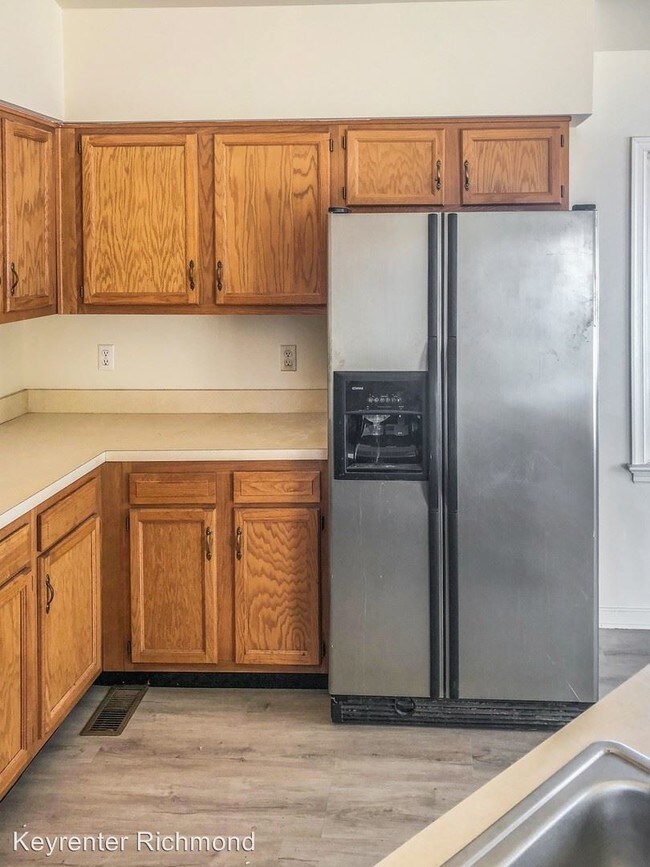 Foto del edificio - 3 br, 3 bath House - 4000 Elmswell Drive