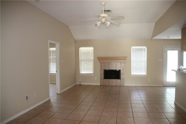 Building Photo - 5713 Palo Verde St