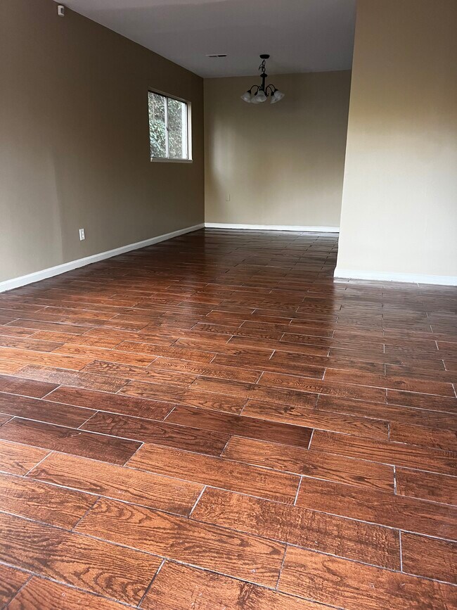 Building Photo - 621 64th St S