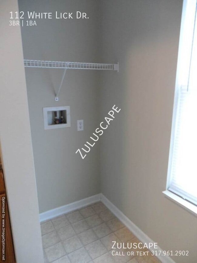 Building Photo - 112 White Lick Dr