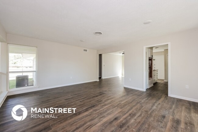 Building Photo - 3209 Millmar Dr