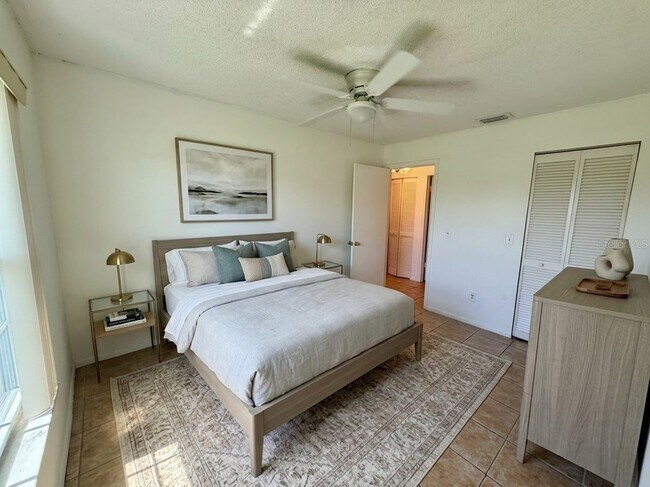Foto del edificio - 74 W Cedarwood Cir