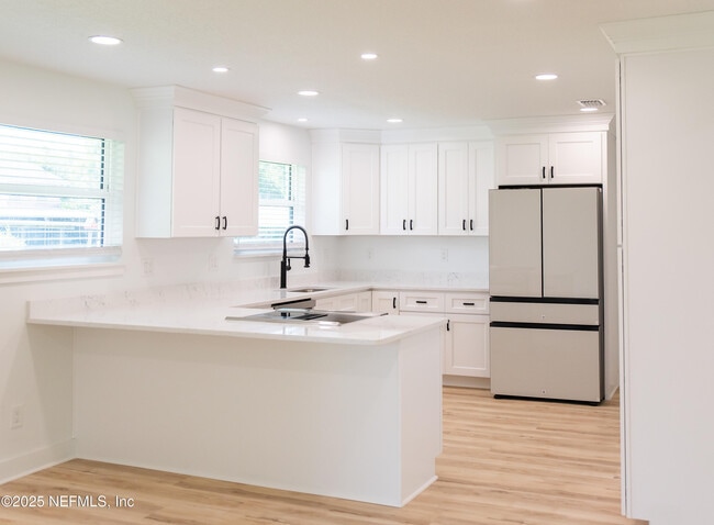 Building Photo - 3165 Creighton Forest Dr