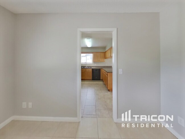 Foto del edificio - 5726 Springhaven Dr