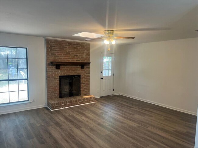 Foto del edificio - 3309 Cross Ridge Rd