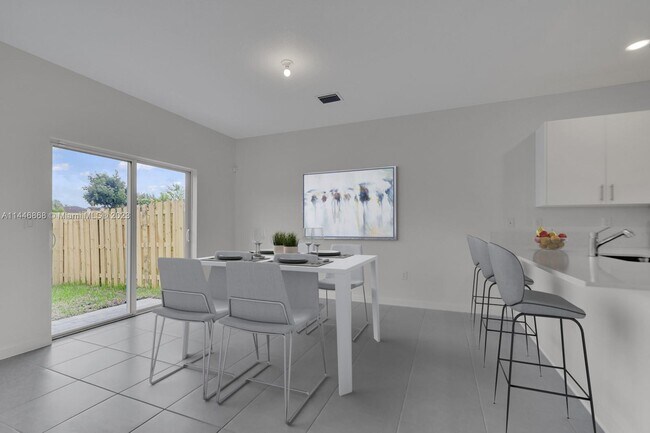 Foto del edificio - 11837 NW 47th Manor