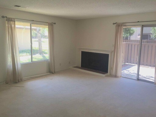 Building Photo - 1641 Countrywood Ct