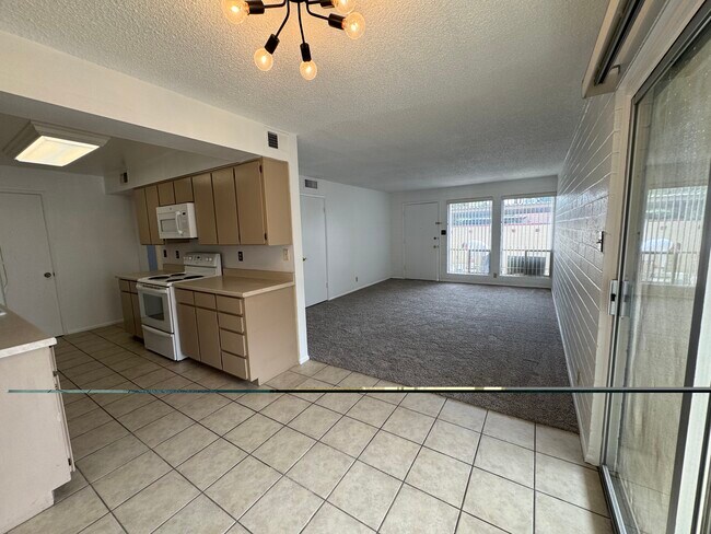 Foto del edificio - 4917 N 73rd St