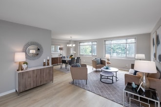 Building Photo - 1900 Lyttonsville Rd