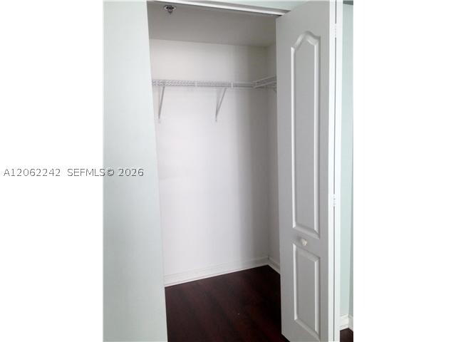 Building Photo - 1200 Brickell Bay Dr