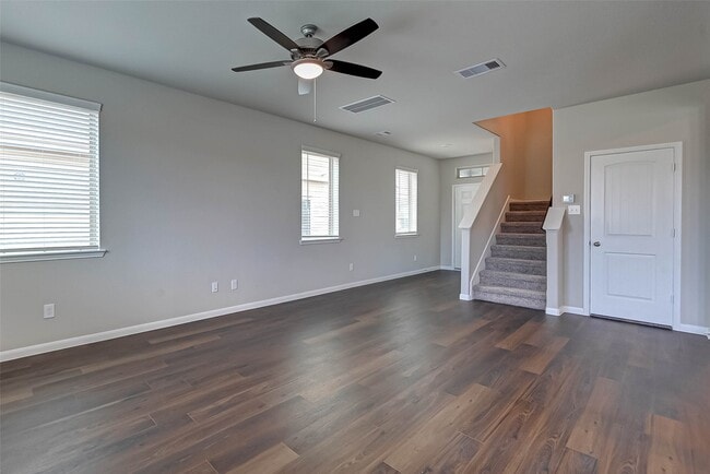 Building Photo - 21450 Holly Heights Rd