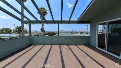 Building Photo - 218 Avenida Rosa