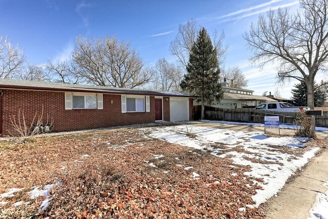 Photo - 2 Bedroom 1 Bath Duplex in the heart of Lo... Townhome