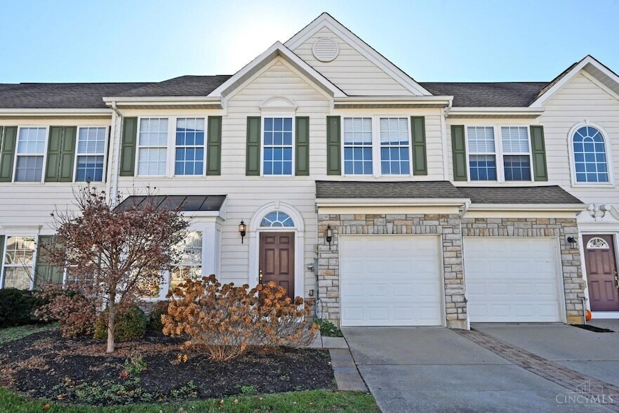 Foto principal - 7135 Thorndale Ln