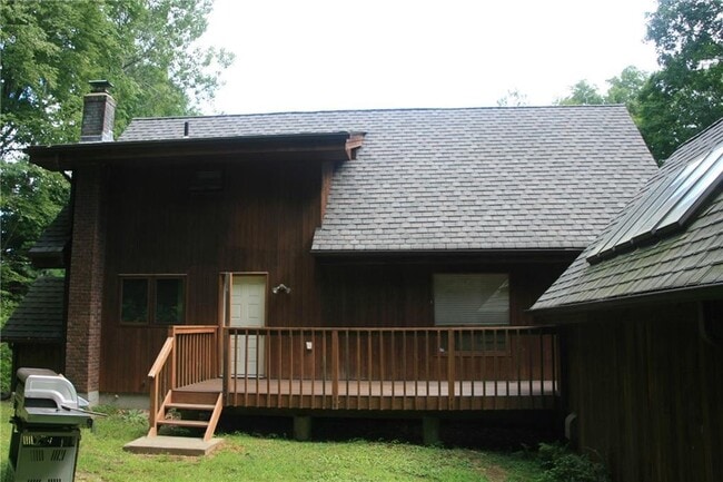 Foto del edificio - 225 Brigham Tavern Rd