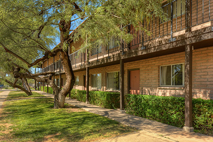 Building Photo - University Arms Apartments