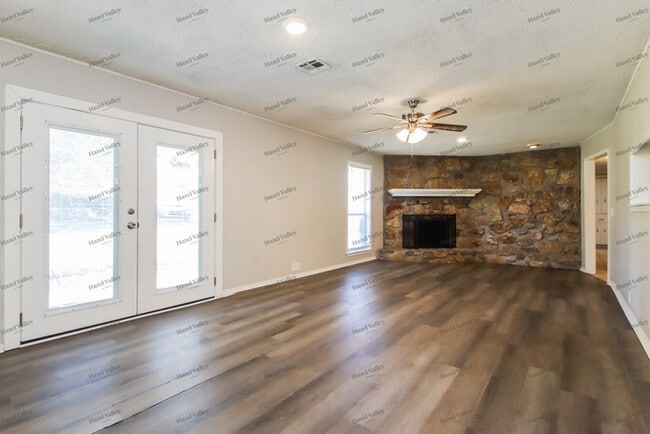 Building Photo - 9935 E Spotted Horse Dr