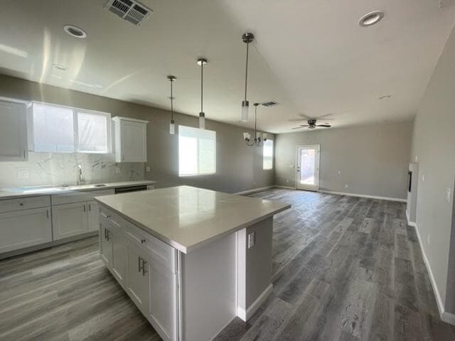 Foto del edificio - 1335 E Pueblo Ave