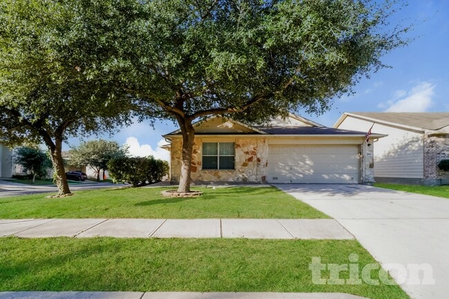 Building Photo - 201 Hereford St