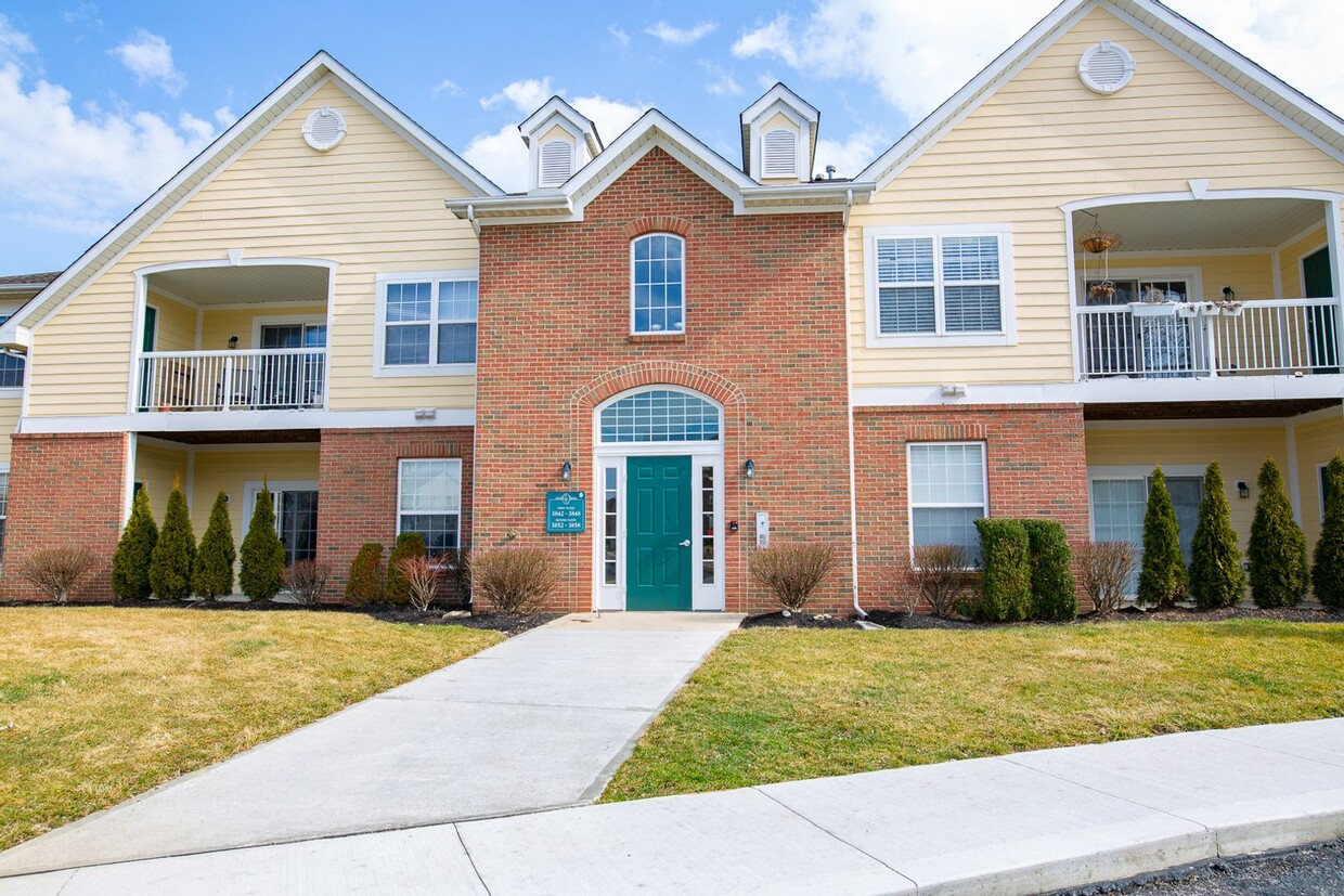 3848 Carberry Dr, Dublin, OH 43016 Condo for Rent in Dublin, OH
