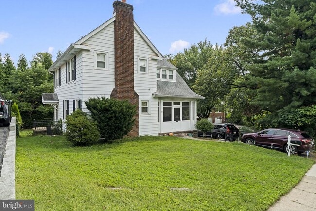 Building Photo - 33 Rosedale Rd