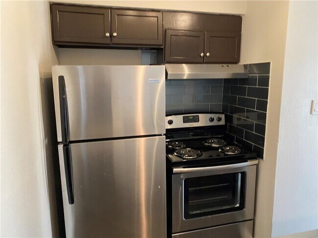 Foto del edificio - 4314 Gillis St