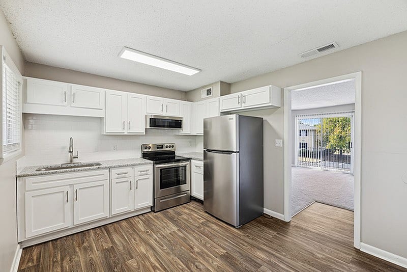 Primary Photo - Mirabeau Apartments
