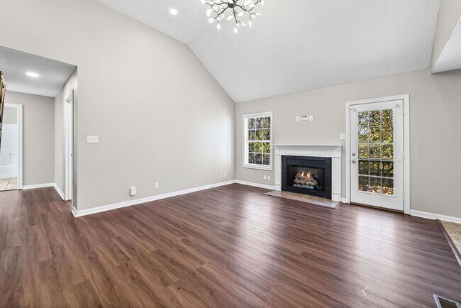 Foto del edificio - Pet Friendly Three Bedroom!