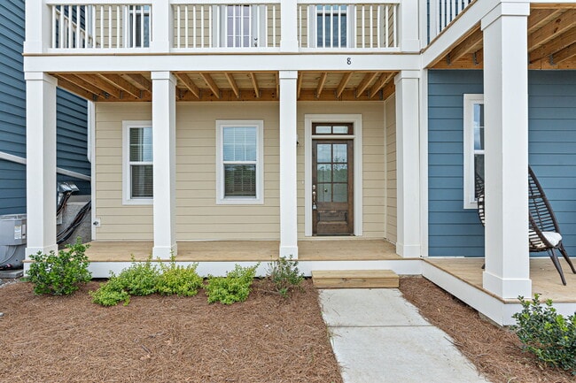 Building Photo - 2101 Dabbs Ave