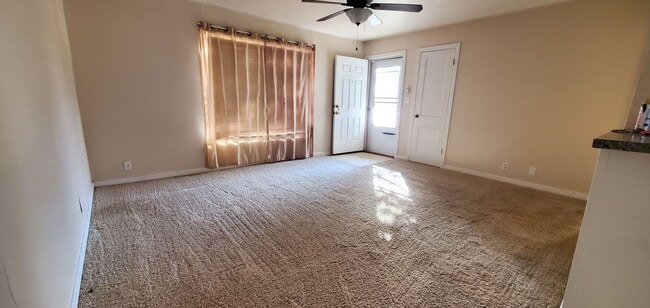 Building Photo - 2 Bedroom 1 Bath in Faith Village