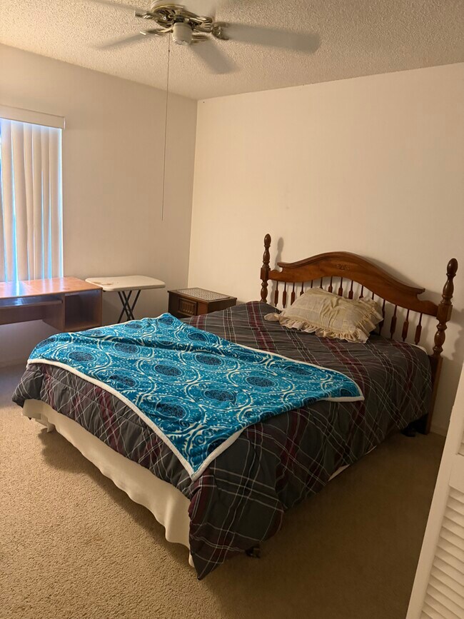 Foto del edificio - 1455 Whitewood Ave